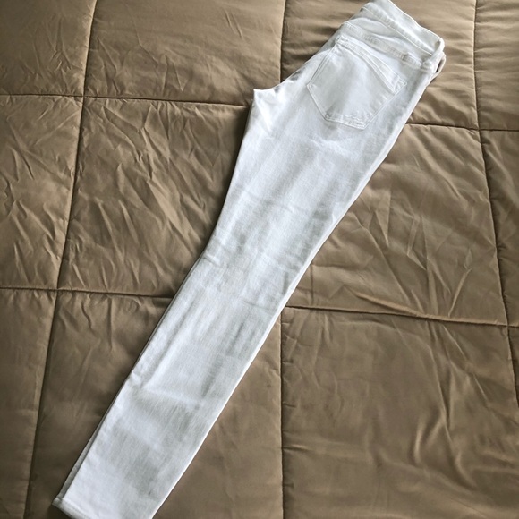 Express Distressed White Leggings - Picture 6 of 7